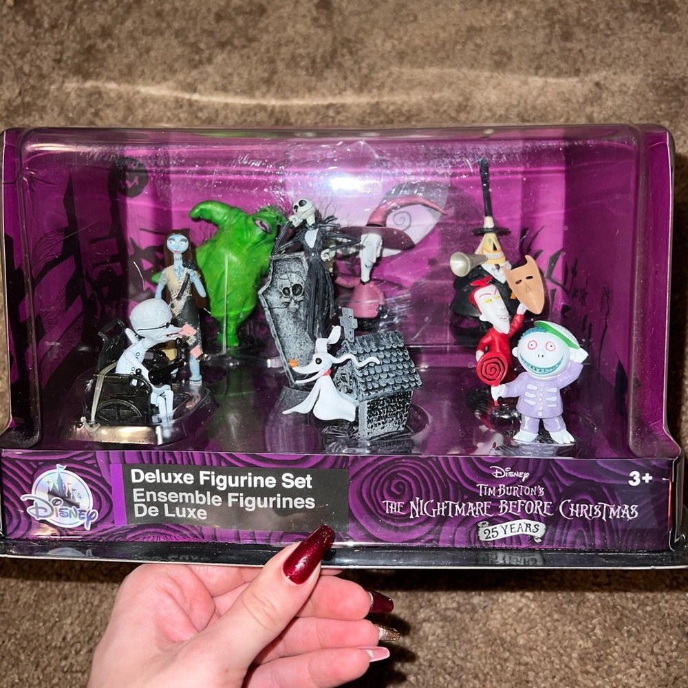the nightmare before christmas deluxe figurine set